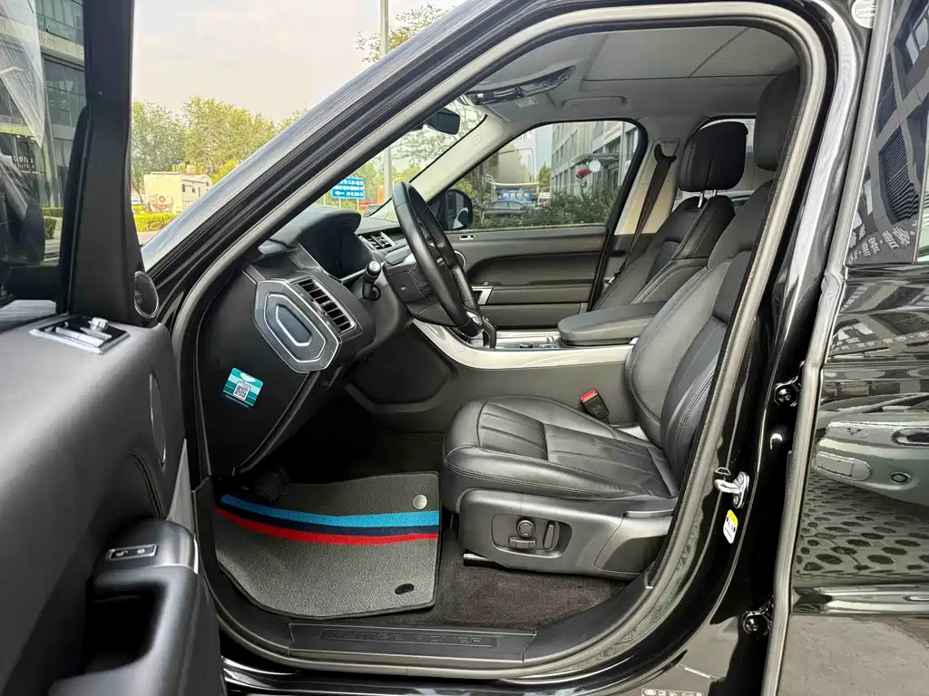 Land Rover Sport — миниатюра 6
