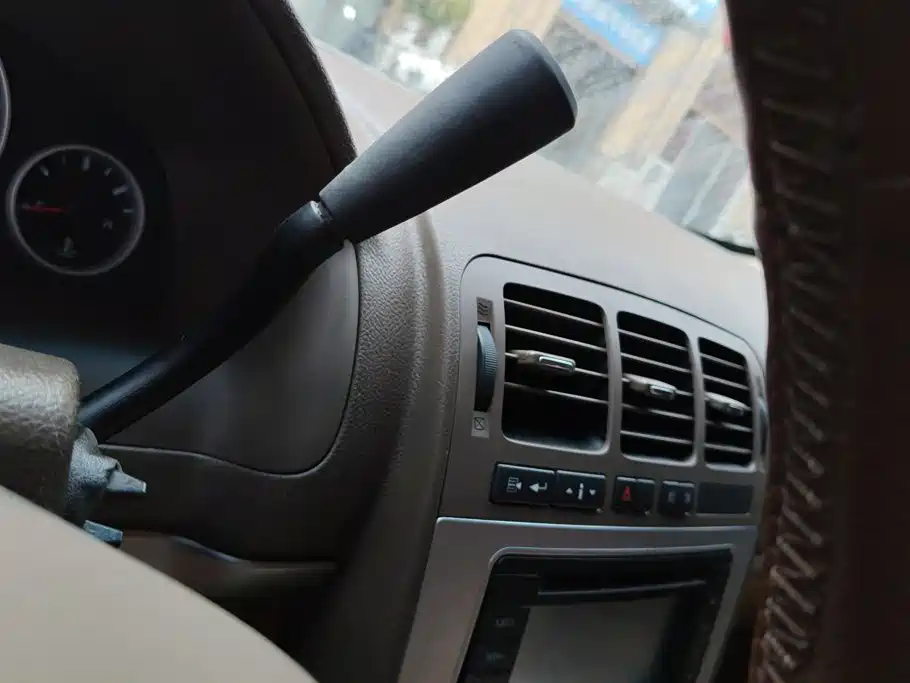Buick GL8 — миниатюра 16