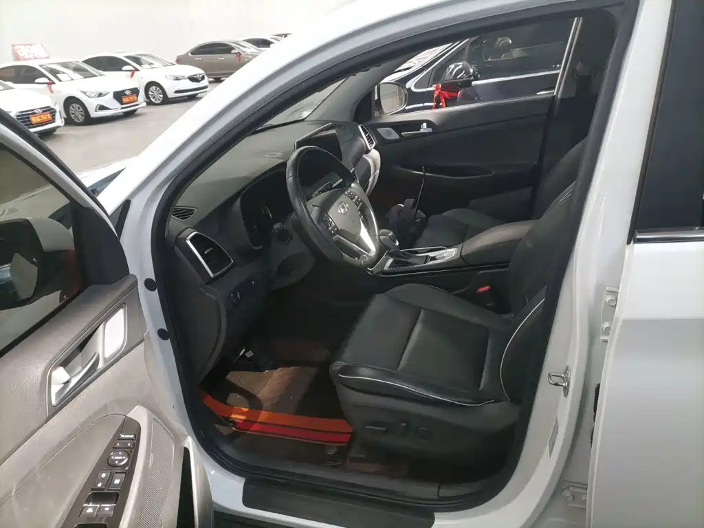 Hyundai Tucson — миниатюра 15