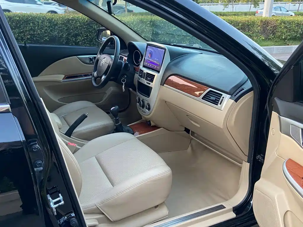 Buick Excelle — миниатюра 6