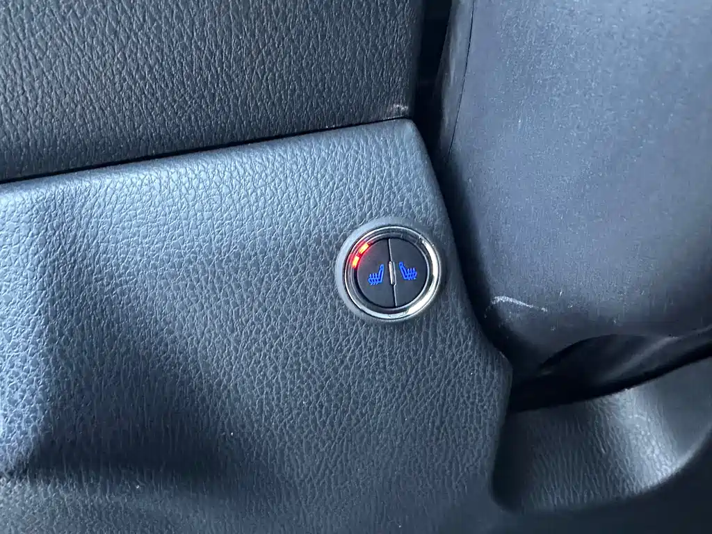 TOYOTA YARIS L ZHIXUAN