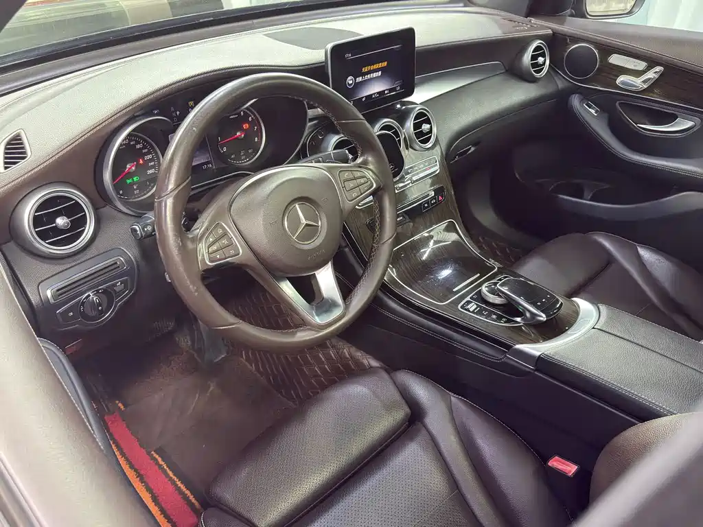 Mercedes-Benz GLC — миниатюра 12
