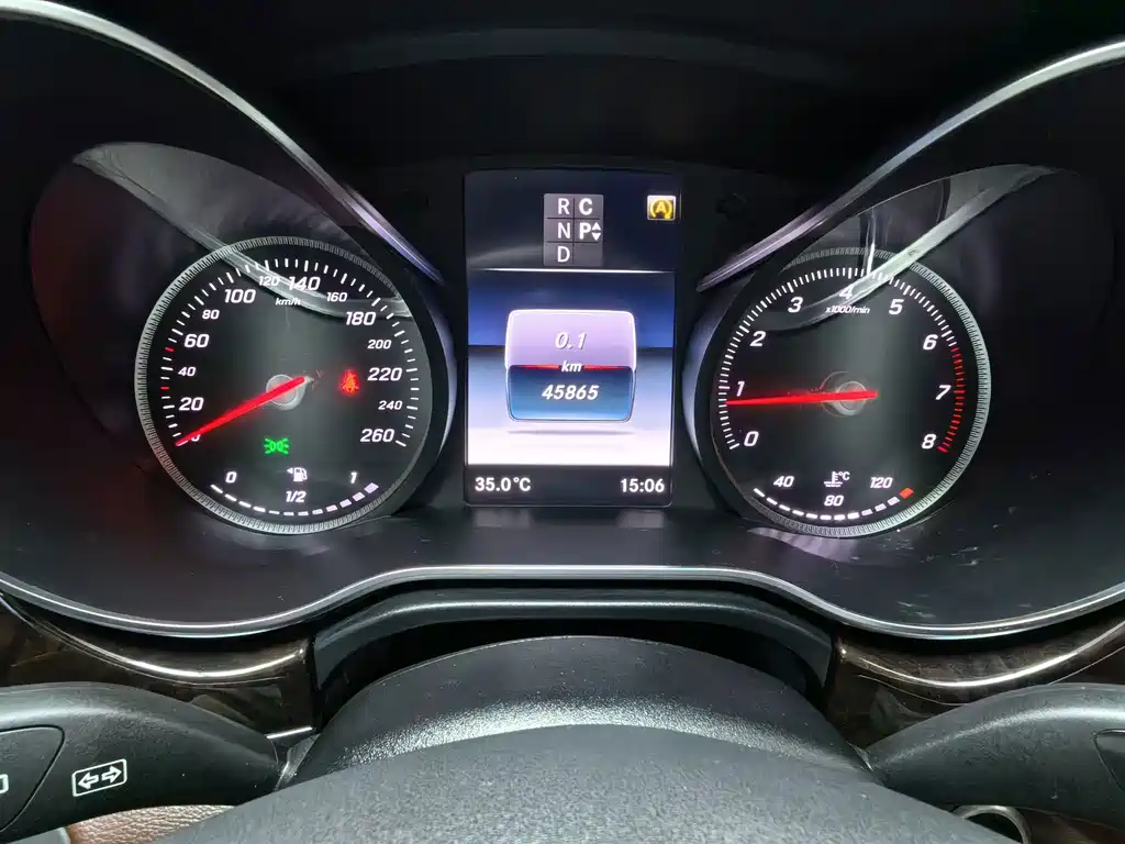 Mercedes-Benz V-Class — миниатюра 8