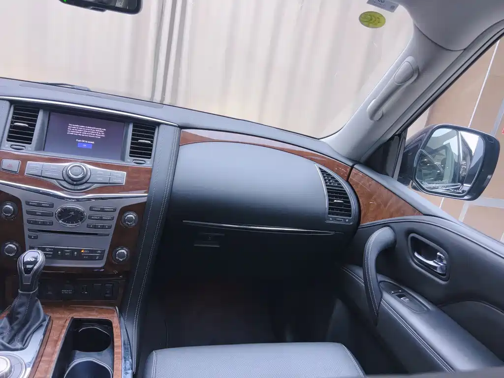 Infiniti QX80 — миниатюра 16