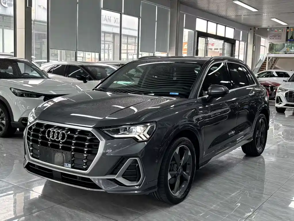 Audi Q3 2021