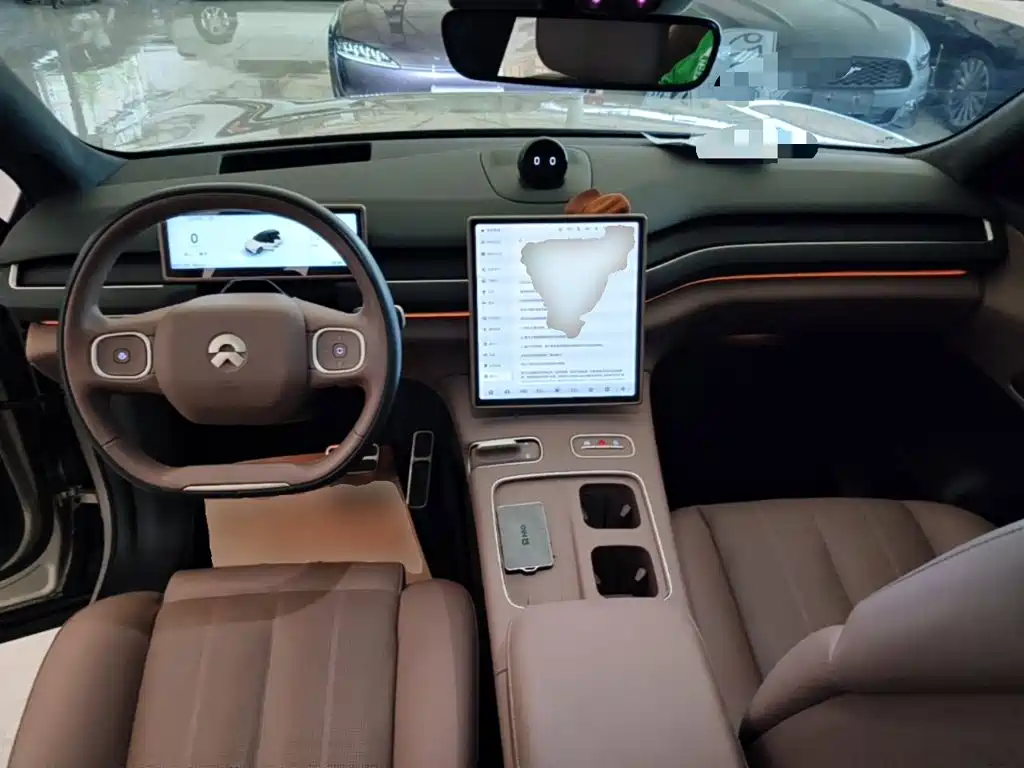 NIO ES8 — миниатюра 10