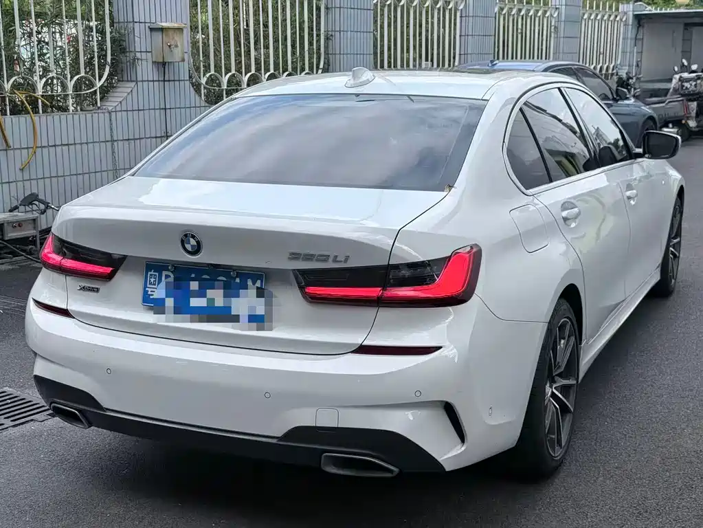 BMW 3 Series — миниатюра 4