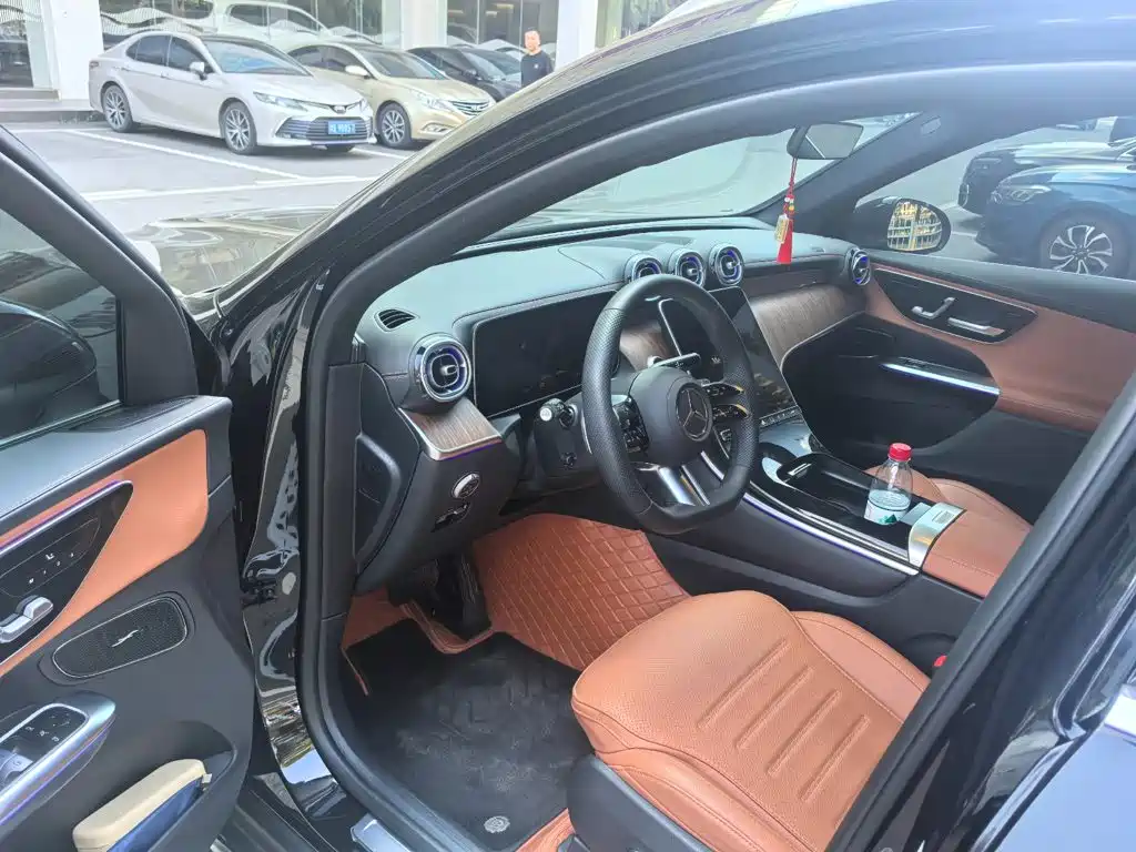 Mercedes-Benz GLC — миниатюра 7