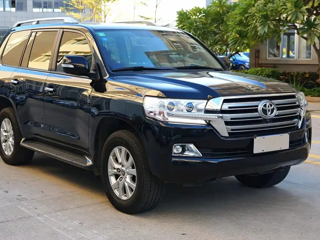 Toyota Land Cruiser — миниатюра 3