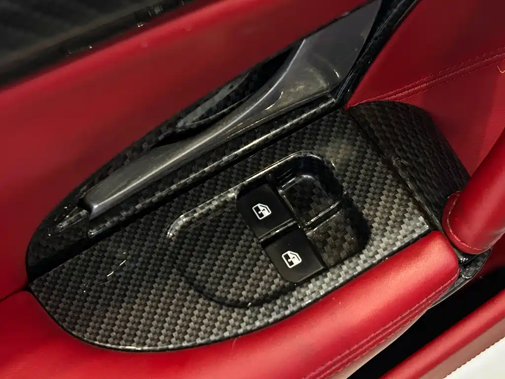 Maserati GranTurismo — миниатюра 8
