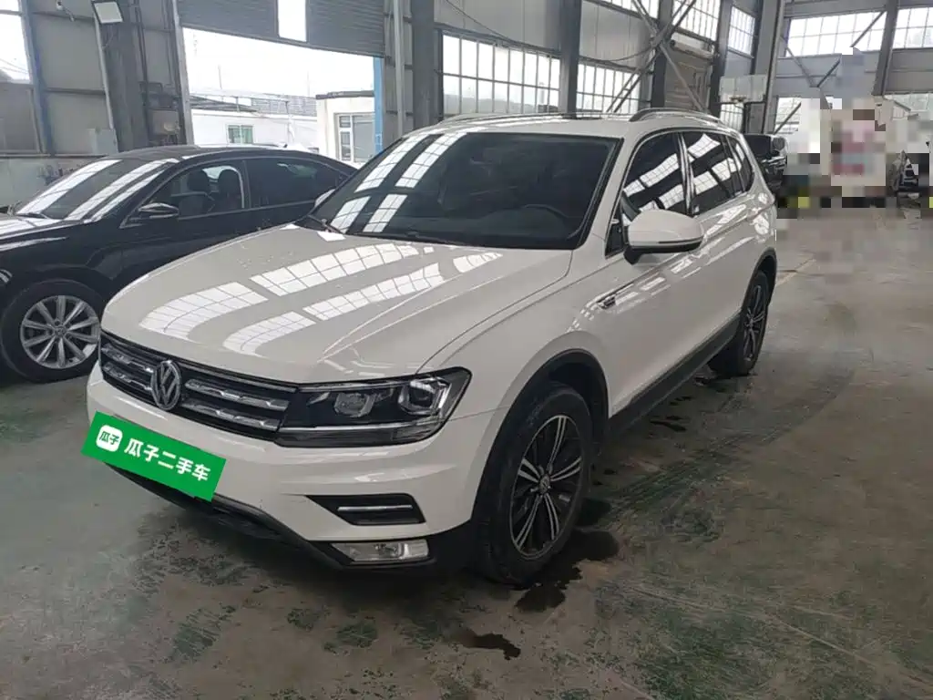 Volkswagen Tiguan L — миниатюра 2
