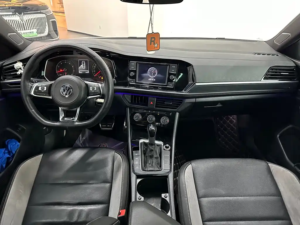 Volkswagen Sagitar — миниатюра 18