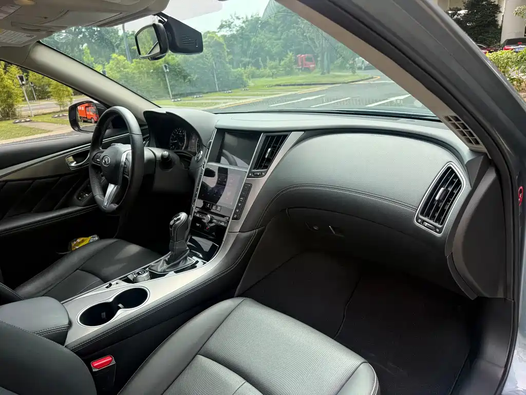 Infiniti Q50L — миниатюра 13