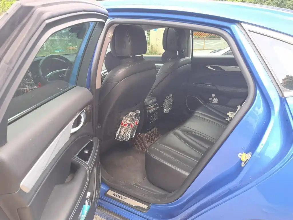 Geely Borui Hybrid — миниатюра 15