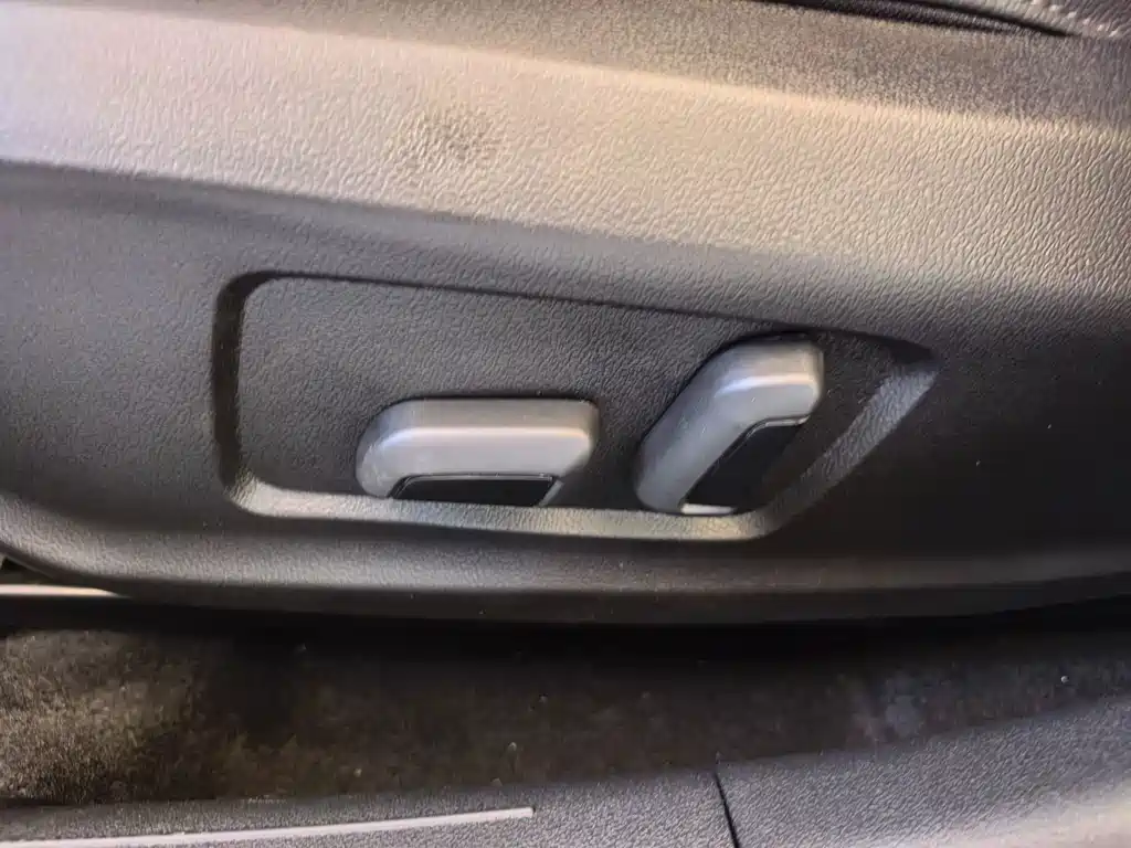 Hyundai Elantra — миниатюра 6