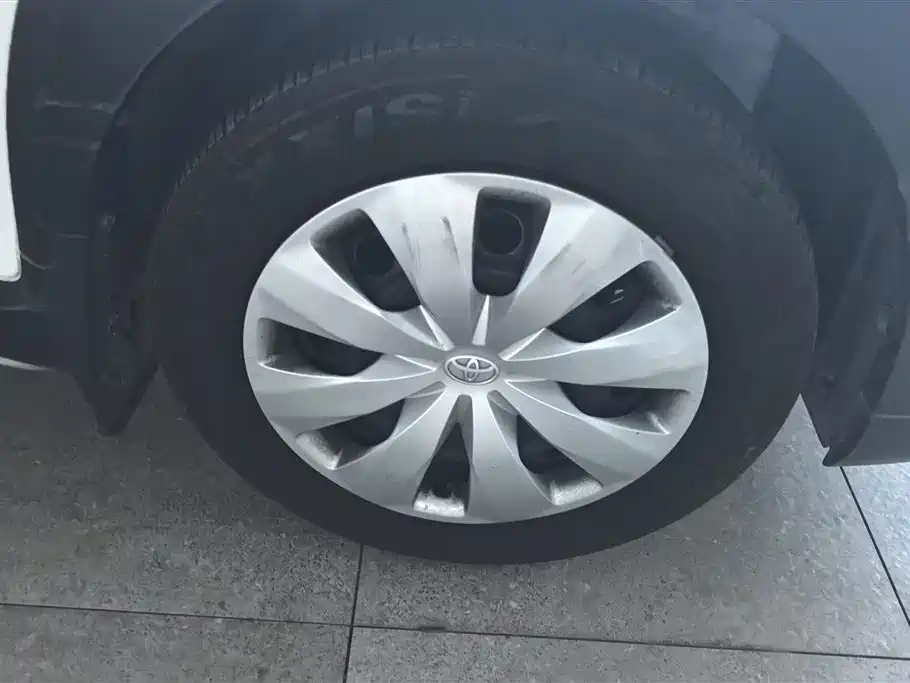 TOYOTA YARIS L ZHIXUAN