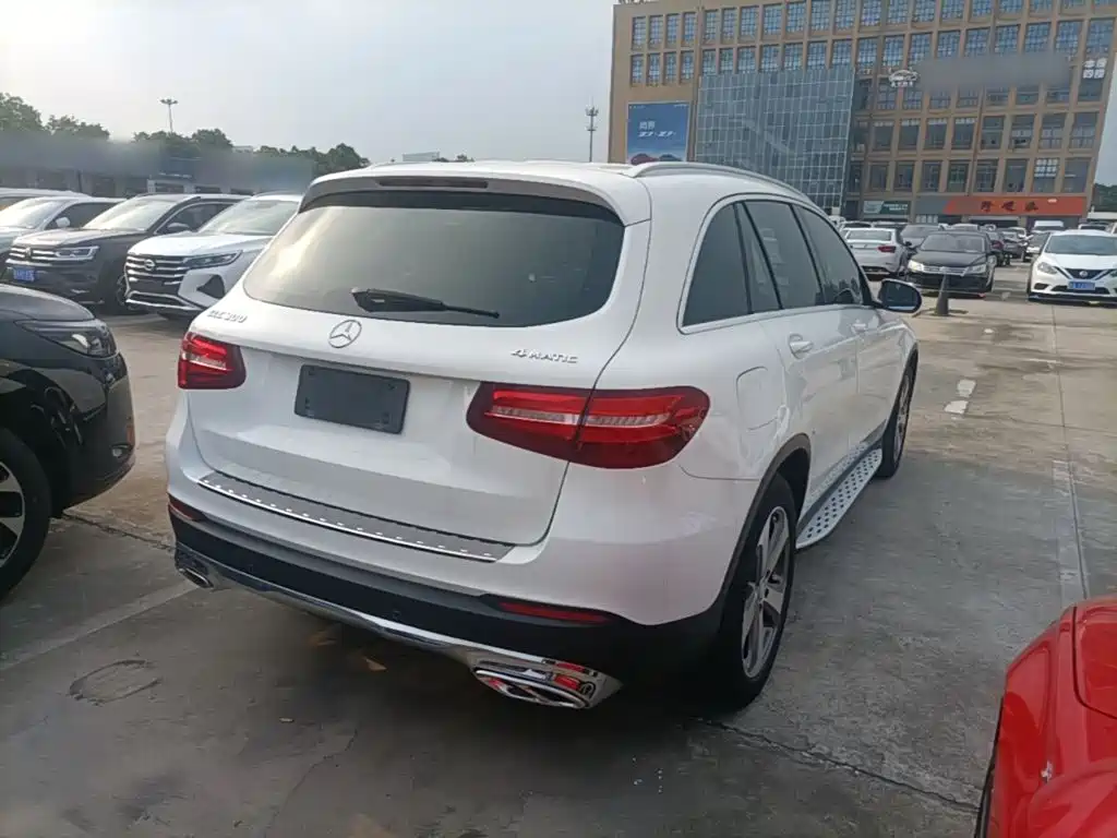 Mercedes-Benz GLC 2016 GLC 300 4MATIC
