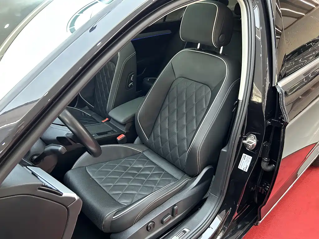 Volkswagen 迈腾 PHEV — миниатюра 34
