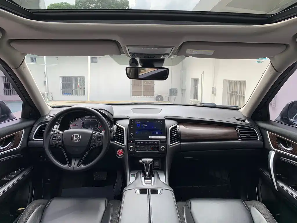 Honda Avancier — миниатюра 5