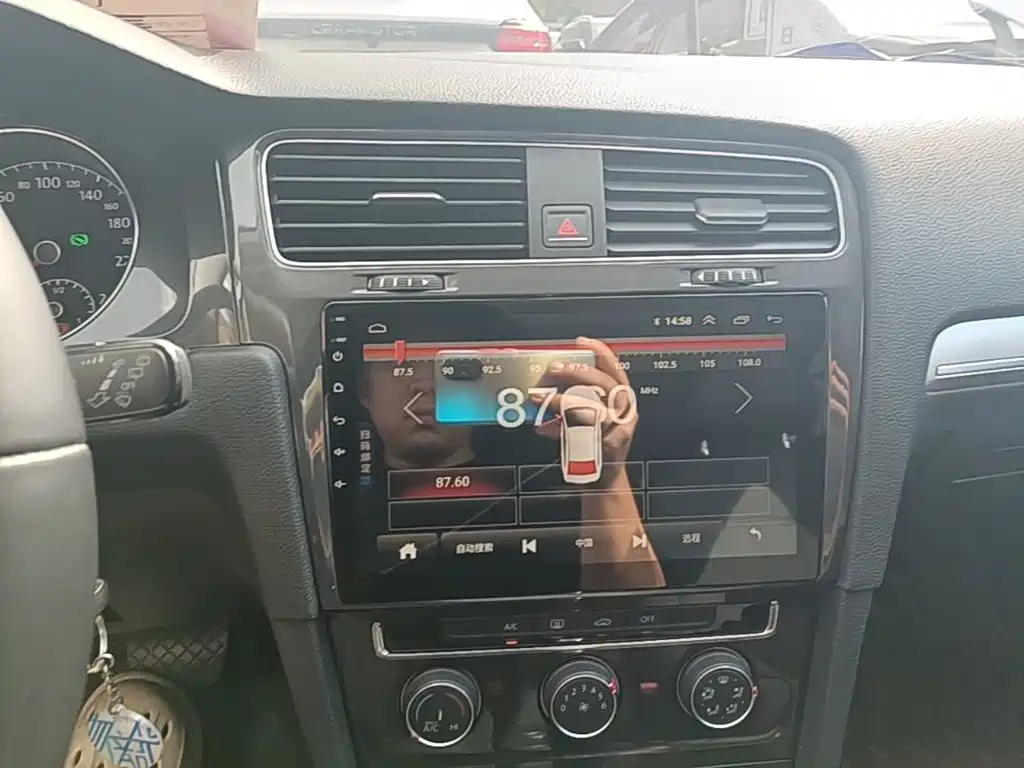 Volkswagen Golf — миниатюра 9