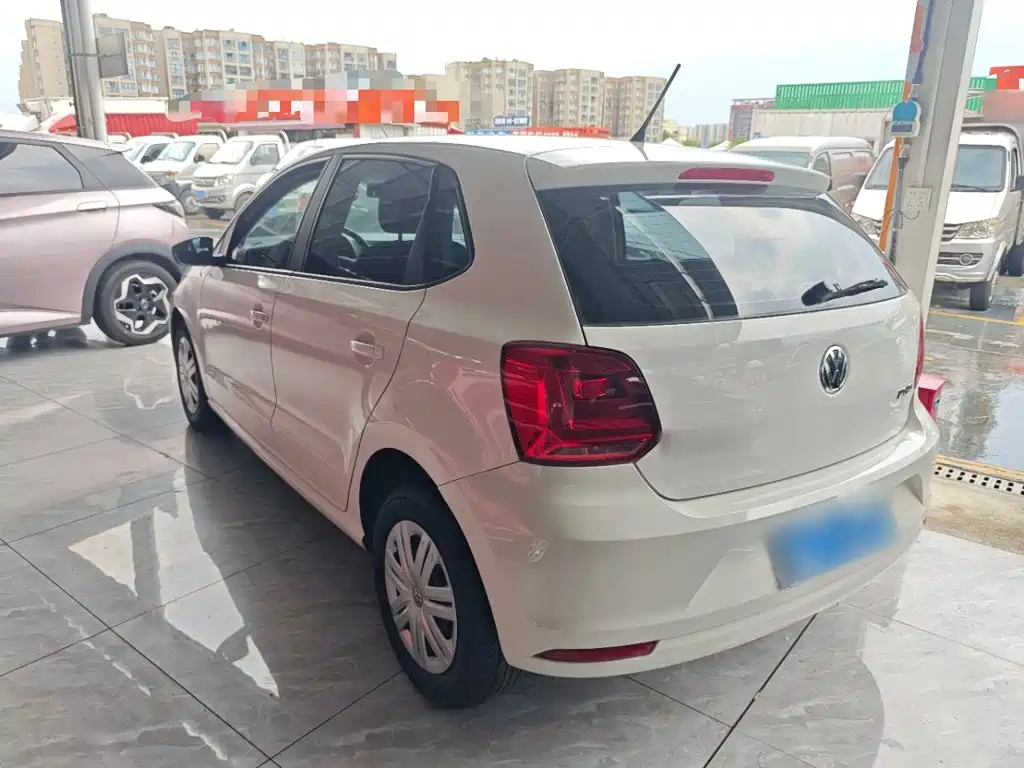 Volkswagen Polo — миниатюра 5