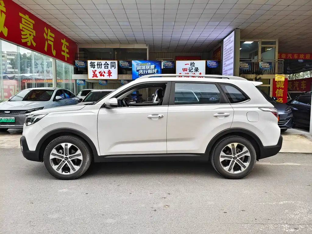 Kia Sportage — миниатюра 11