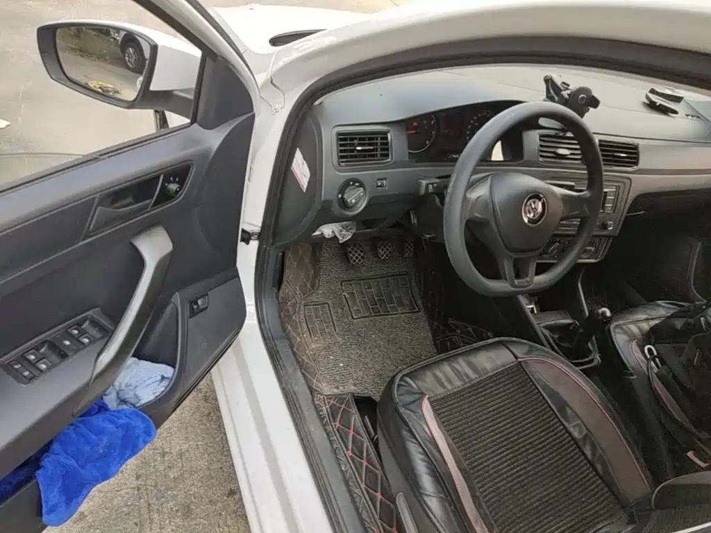 Volkswagen Santana — миниатюра 16