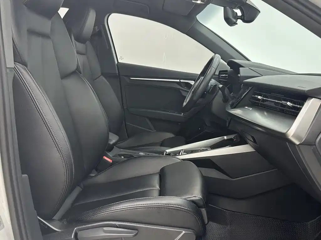 Audi A3 — миниатюра 9