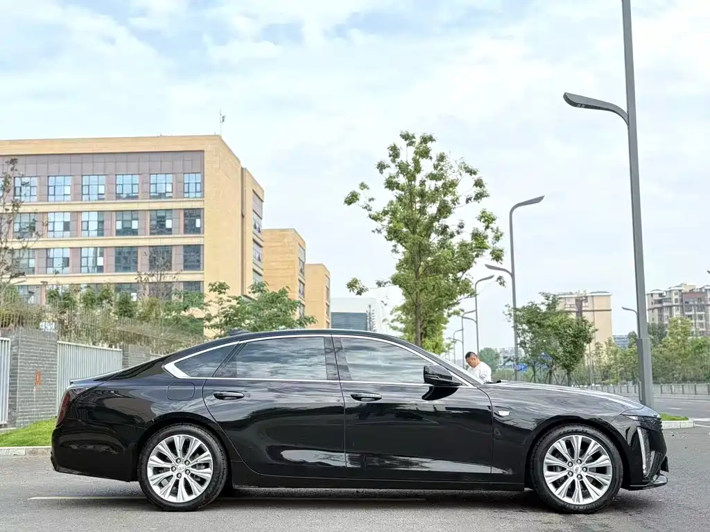 Cadillac CT6 2023 28T Luxury
