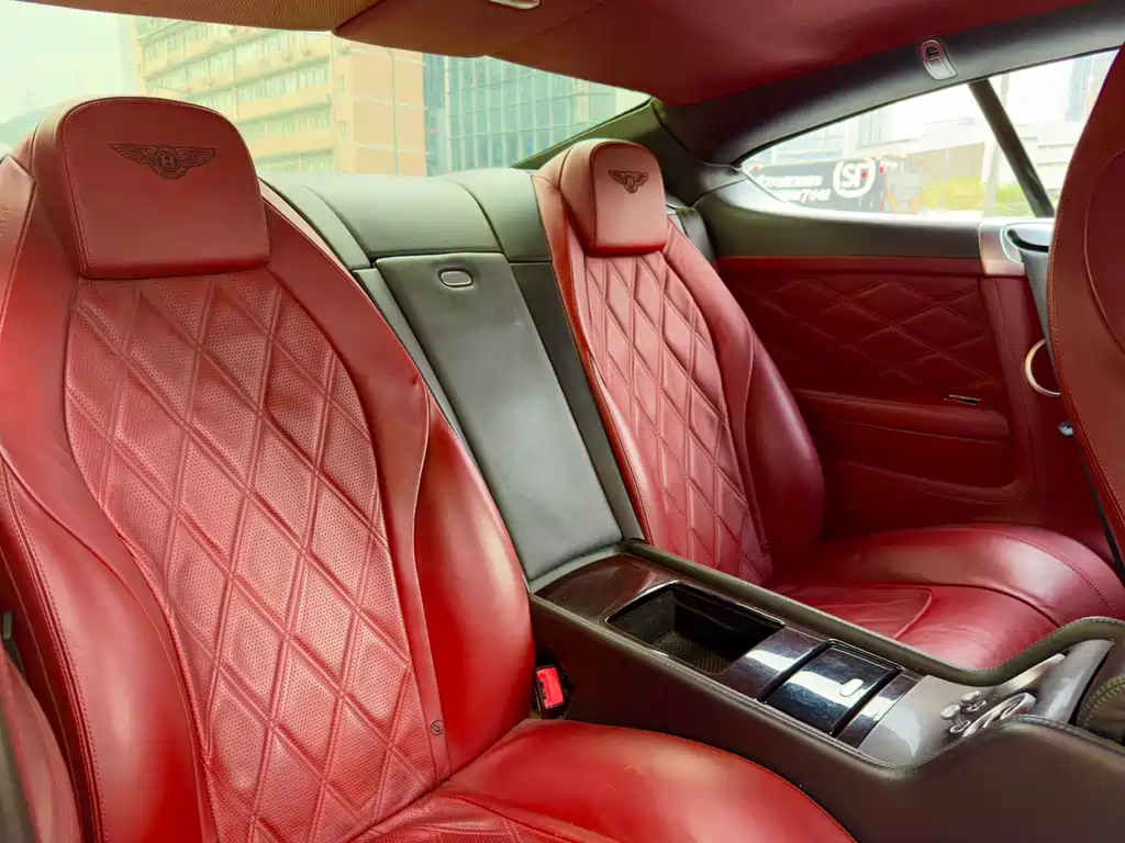 Bentley Continental — миниатюра 7