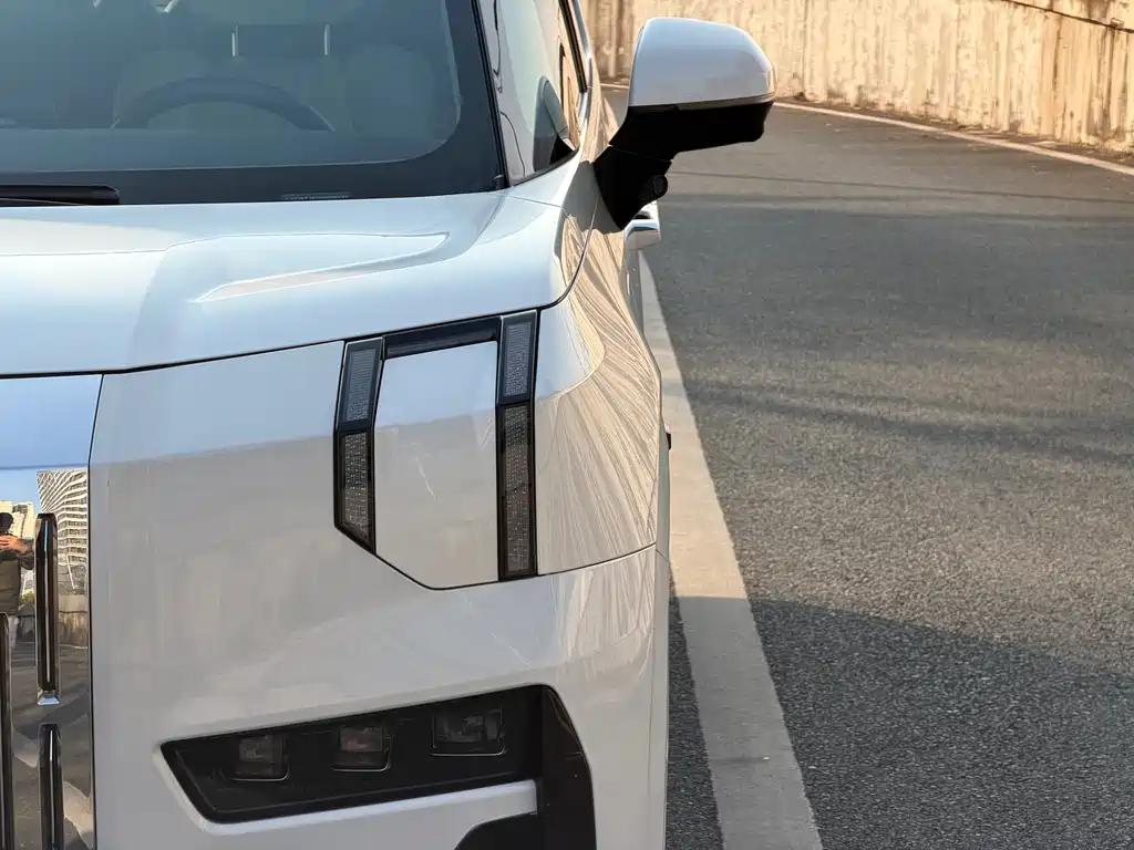 ZEEKR EXTREME KRYPTON 009