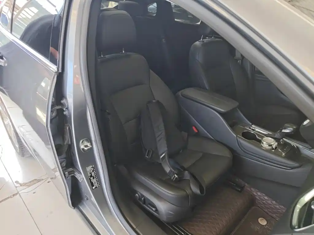Chevrolet Malibu XL — миниатюра 25