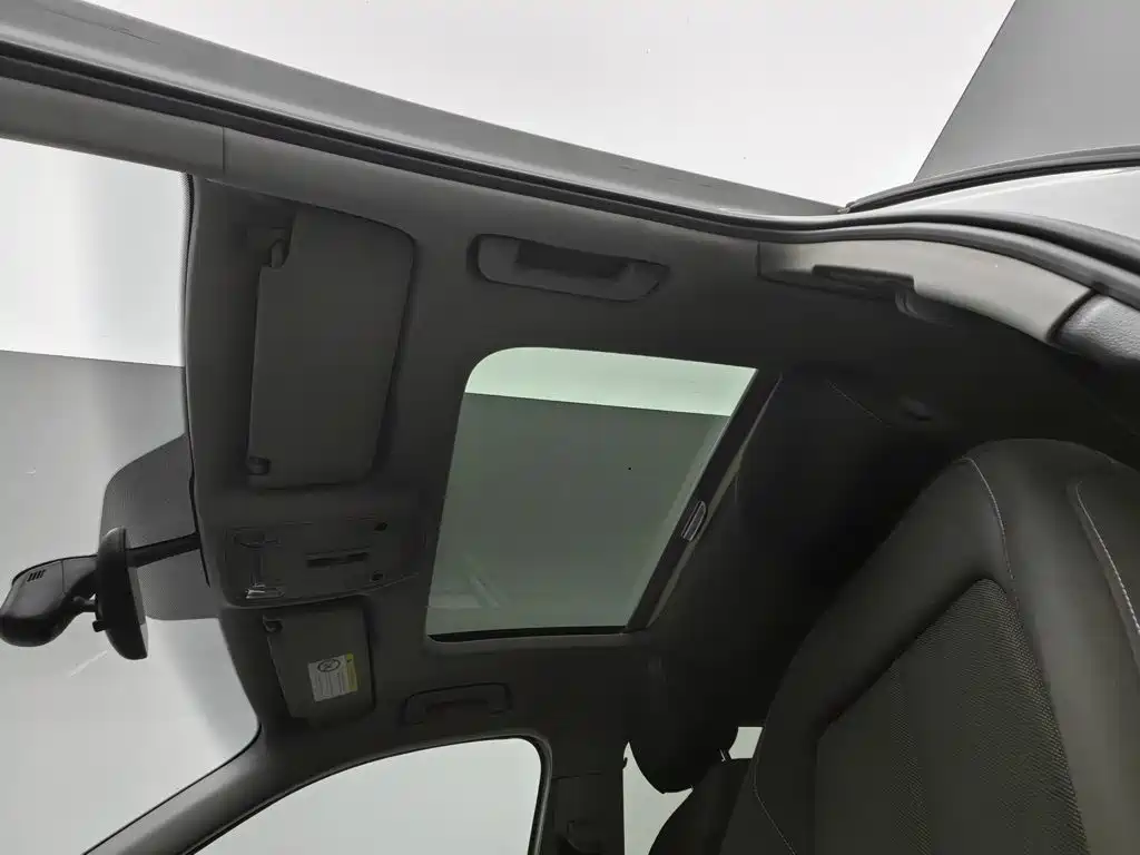 Audi Q2L — миниатюра 14