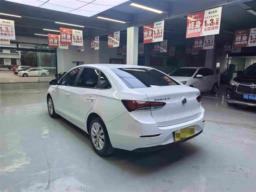 Buick Excelle — миниатюра 9