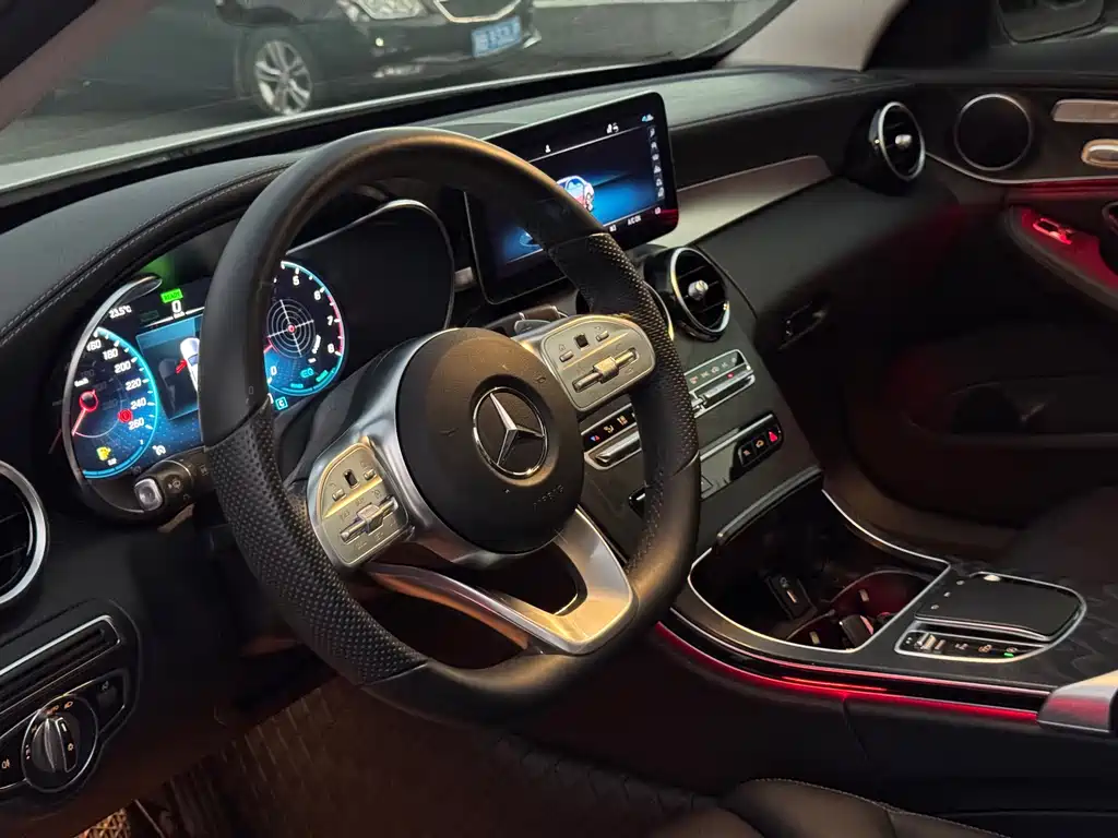 Mercedes-Benz C-Class — миниатюра 5