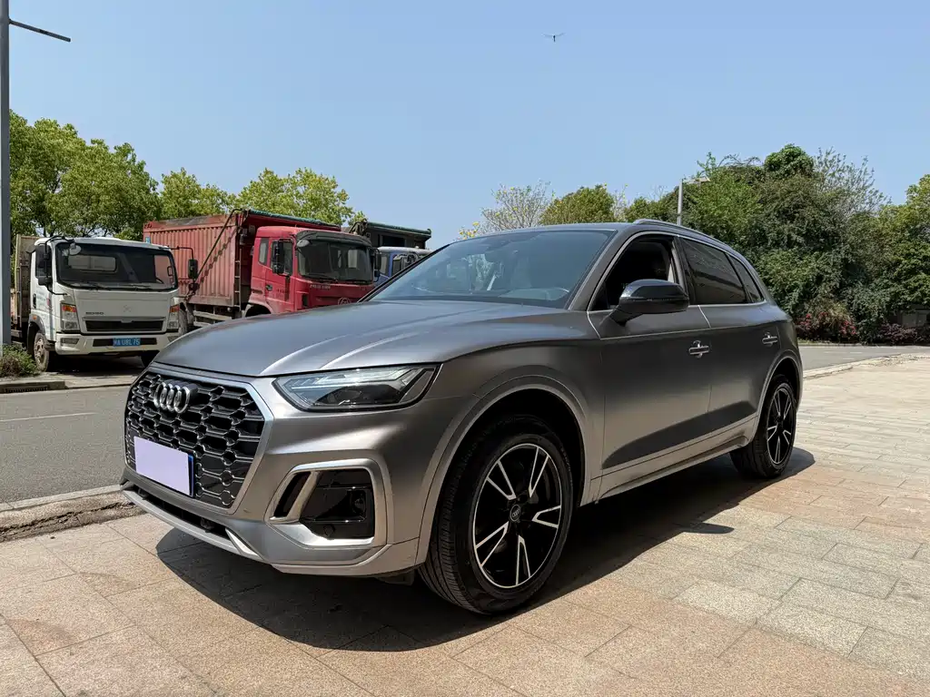 Audi Q5L 2023