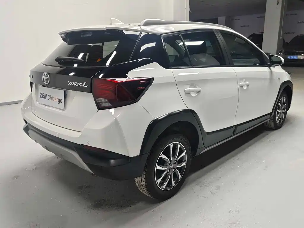 TOYOTA YARIS L ZHIXUAN