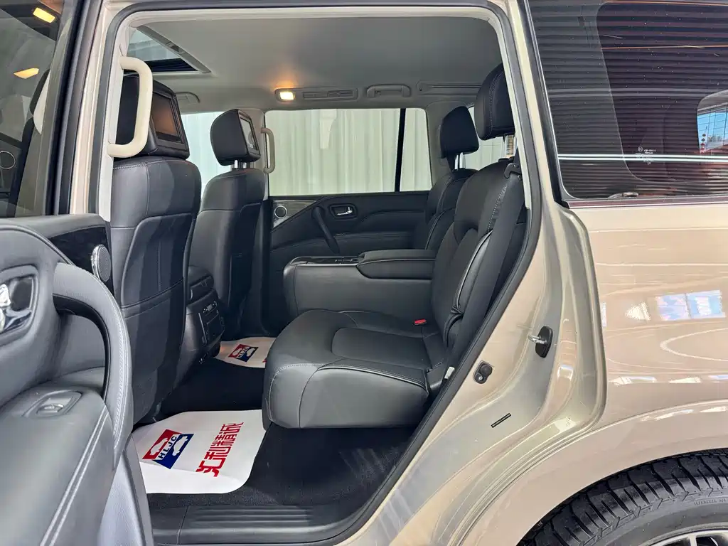 Infiniti QX80 — миниатюра 8