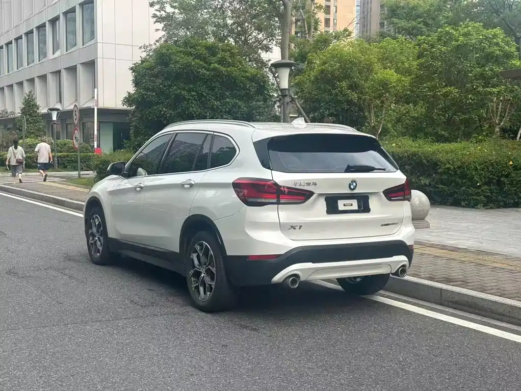 BMW X1 — миниатюра 5