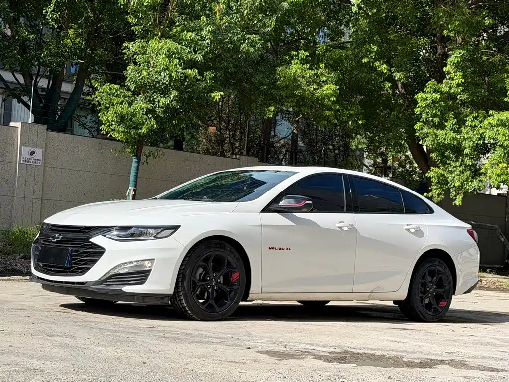 Chevrolet Malibu XL