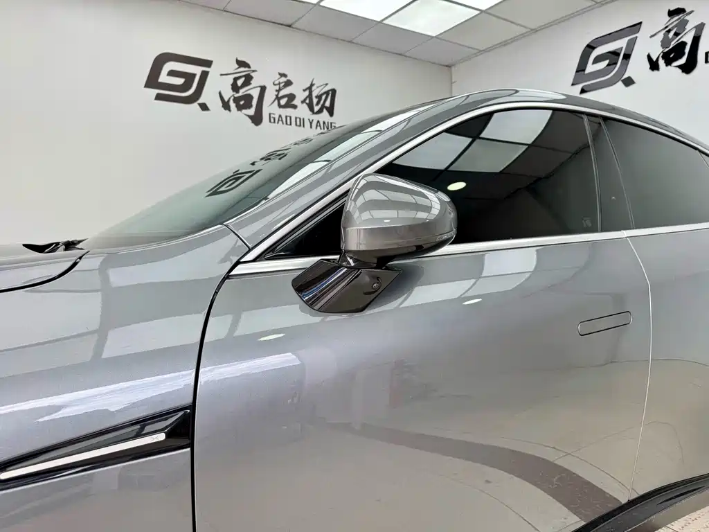 XPeng P7 — миниатюра 5