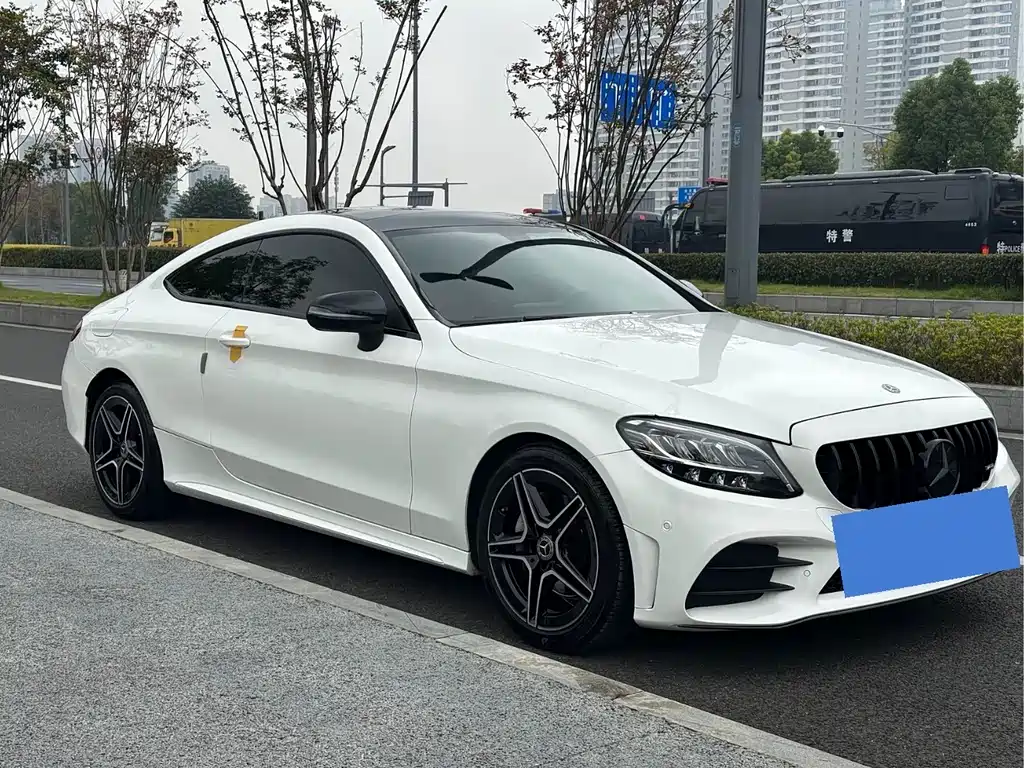 Mercedes-Benz C-Class (Import) — миниатюра 3