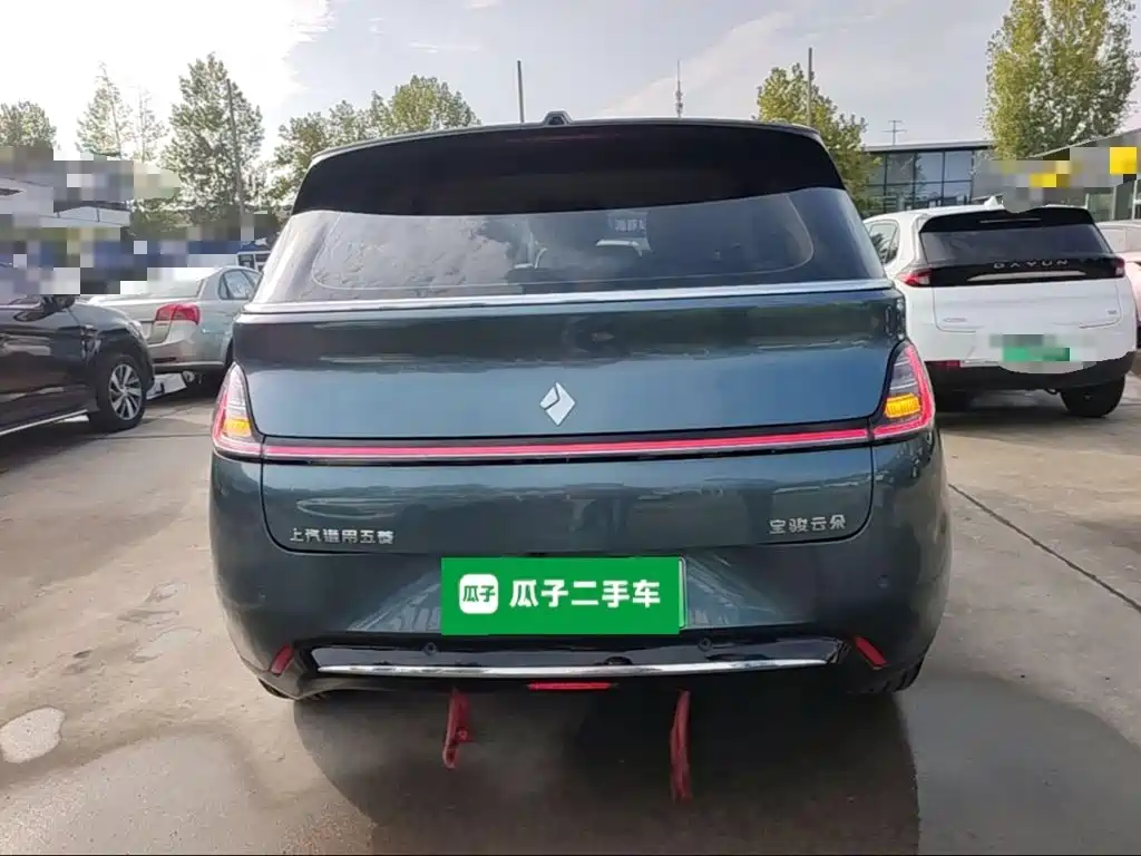 Baojun Yunduo — миниатюра 6