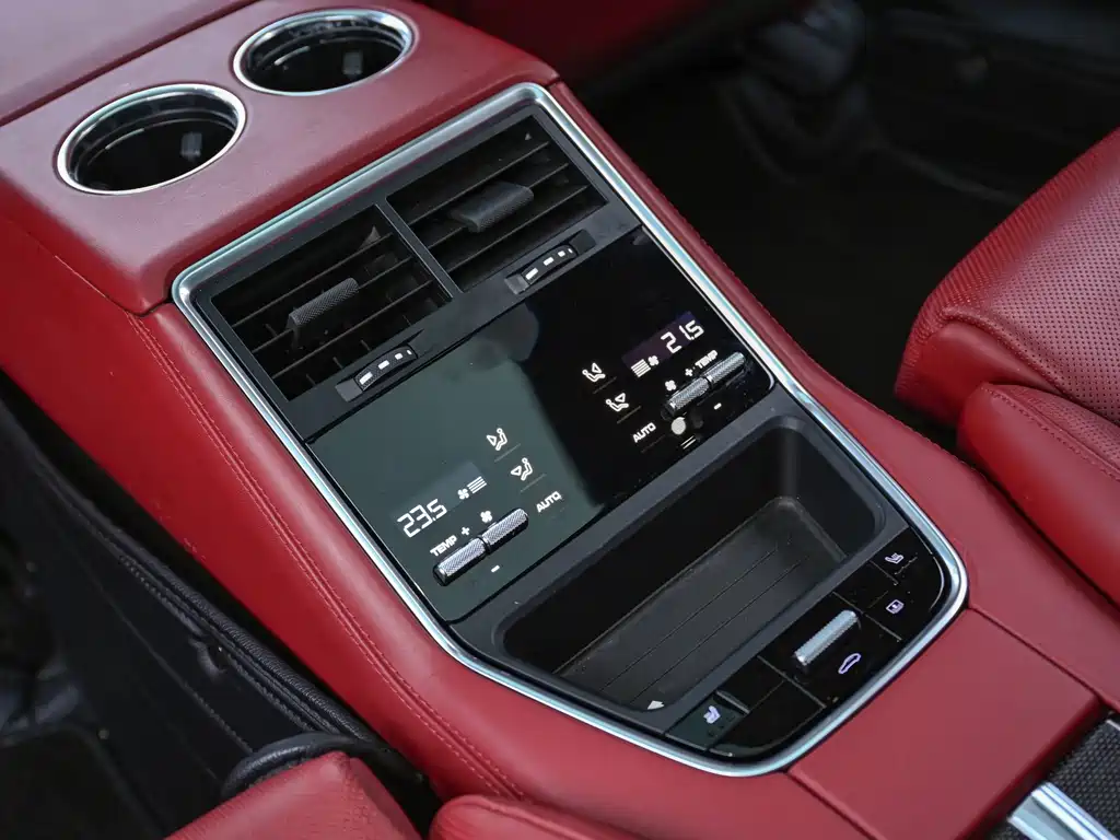 Porsche Panamera — миниатюра 16