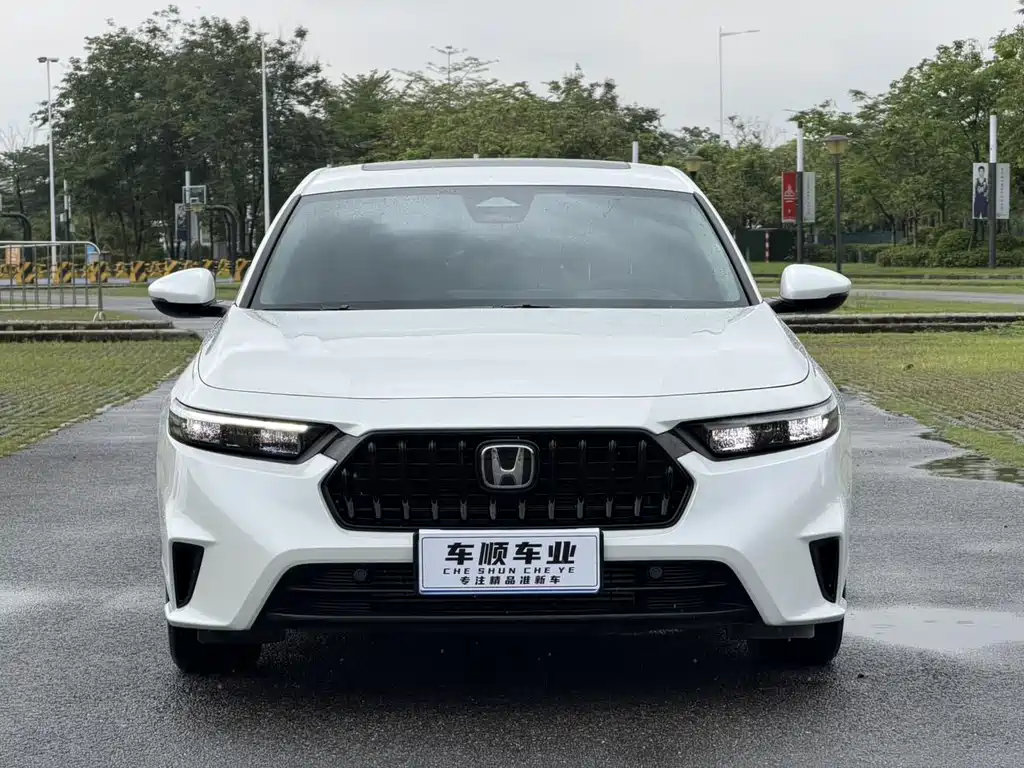 Honda Inspire — миниатюра 2