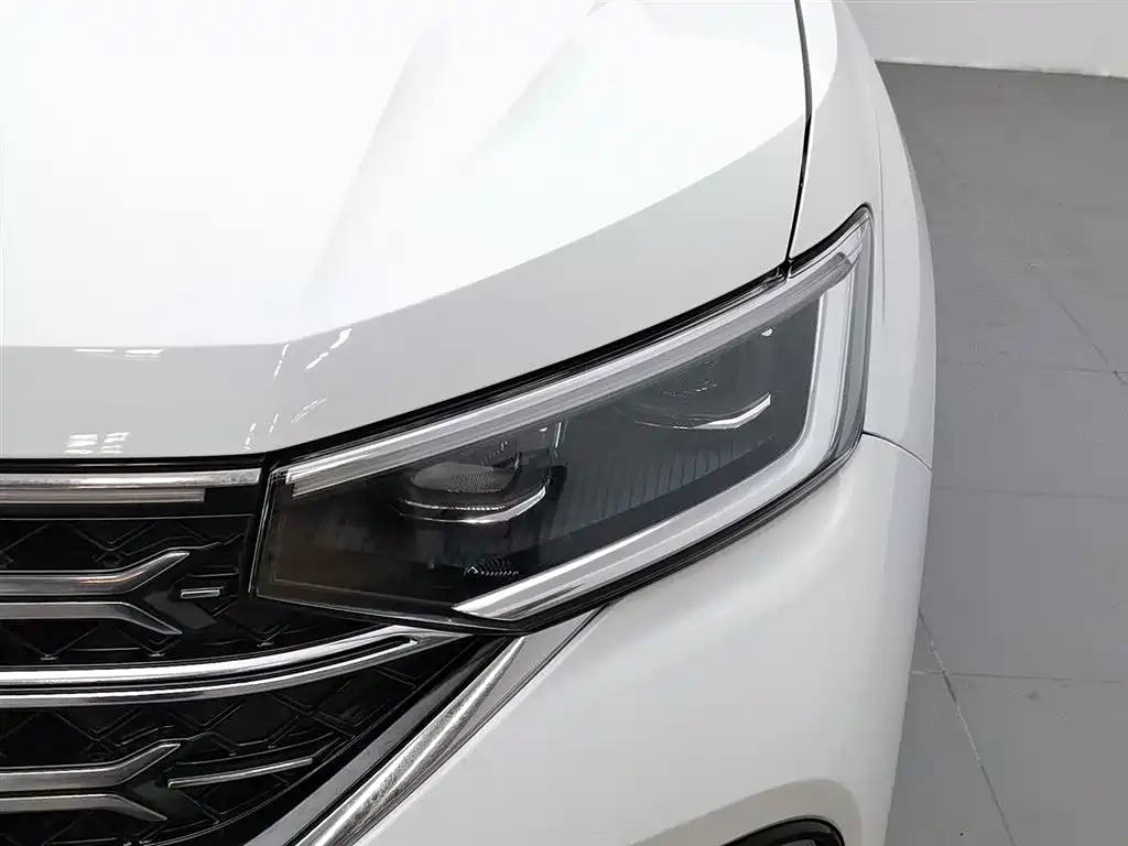Volkswagen TayronX X 2023 330TSI Luxury