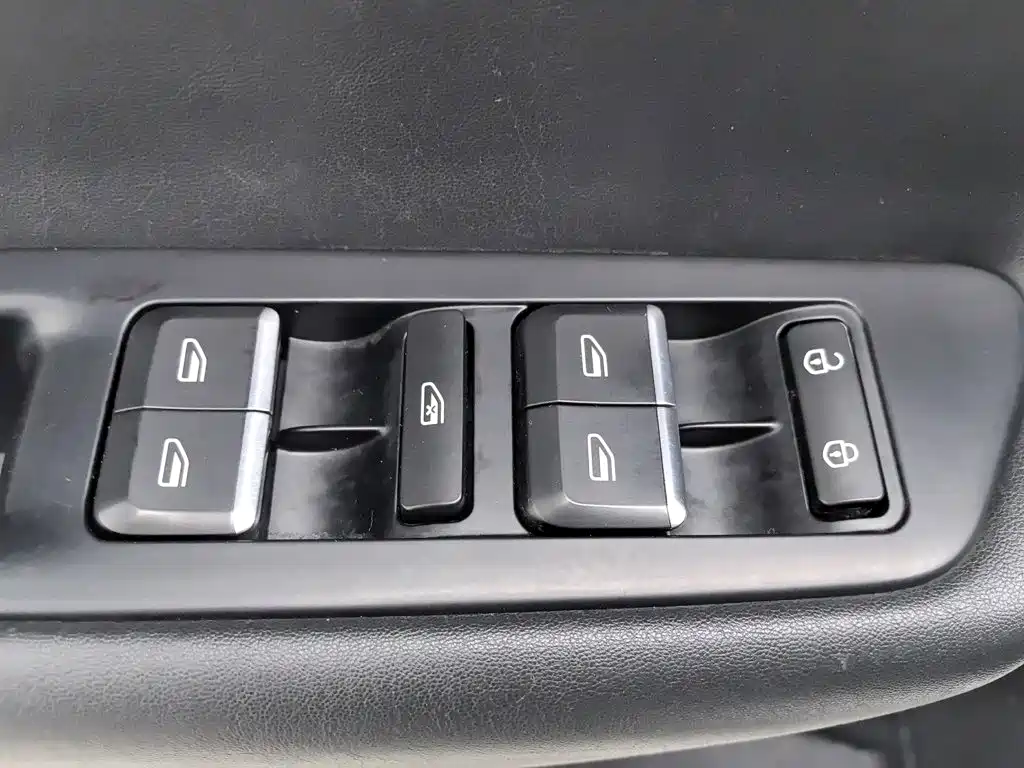 Geely Emgrand GL — миниатюра 9
