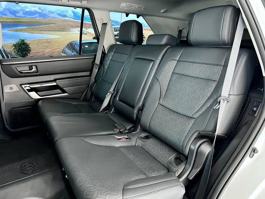 Toyota Sequoia 2023 3.5T