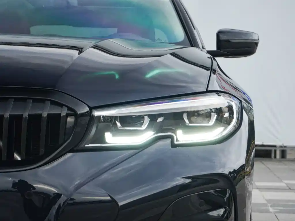 BMW 3 Series — миниатюра 3