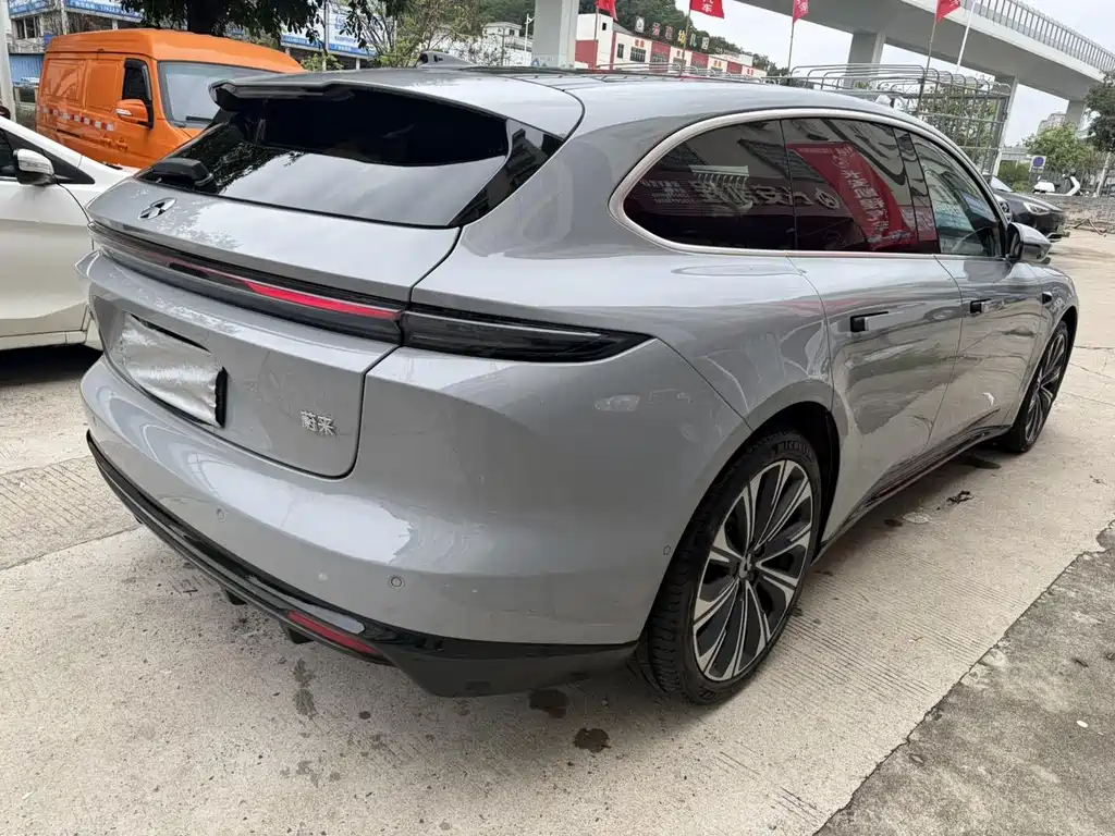 NIO ET5T 2025 75kWh Touring